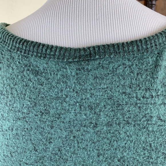 GREEN BALANCE CONNECTION LONG SLEEVE TOP - Picture 4 of 7